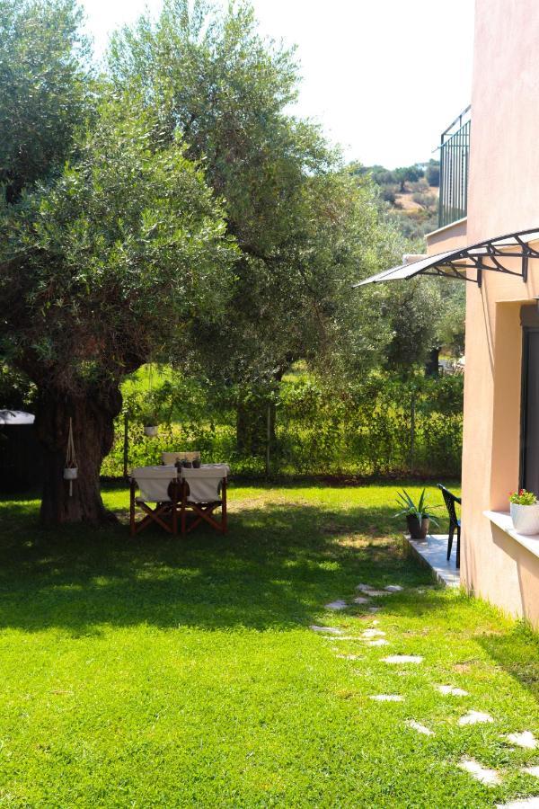 Louvis House Akti Salonikiou