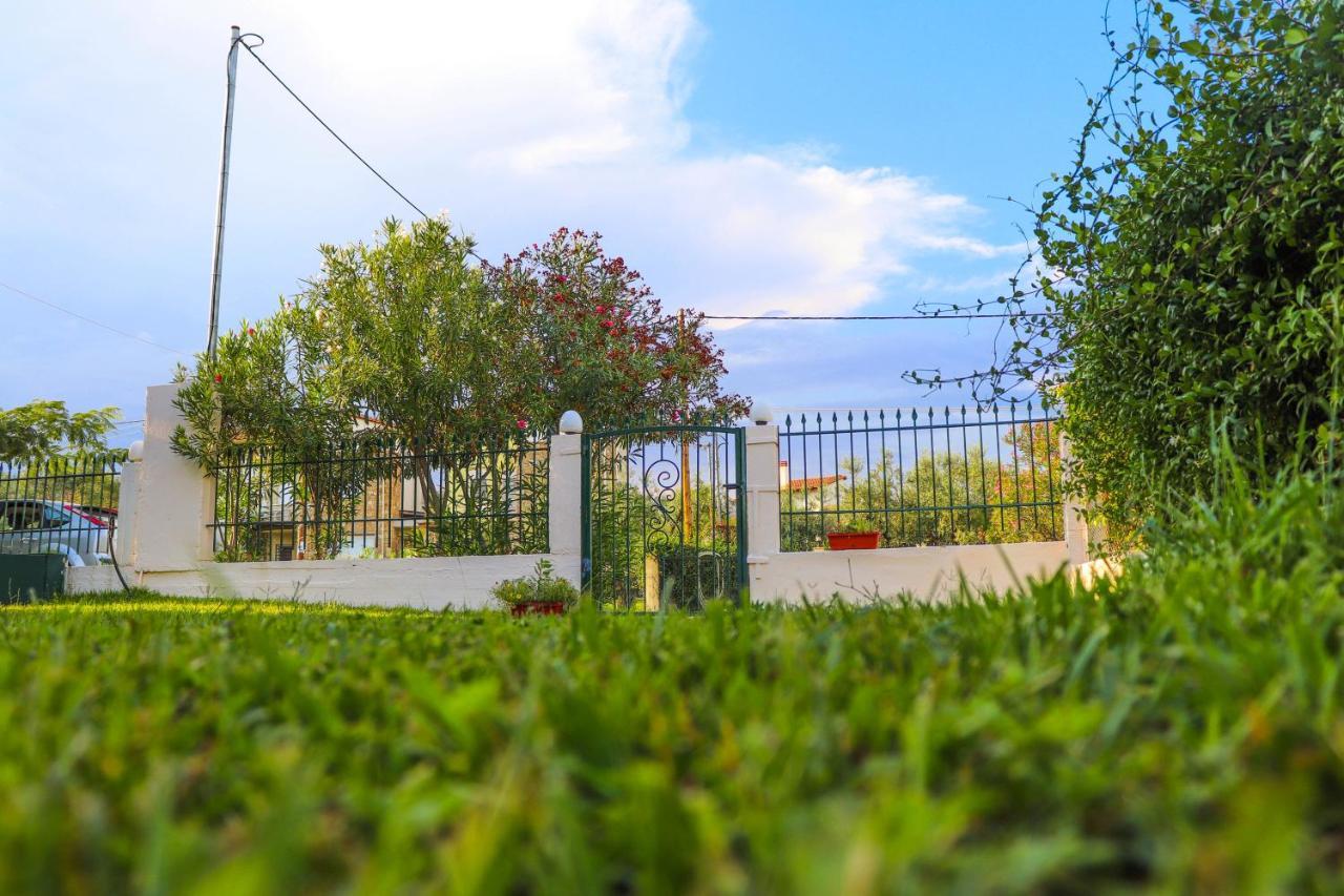 Holiday home Louvis House *