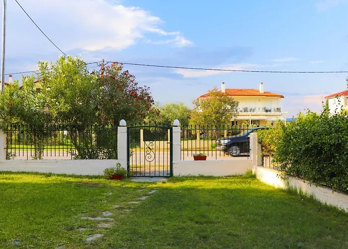 Louvis House